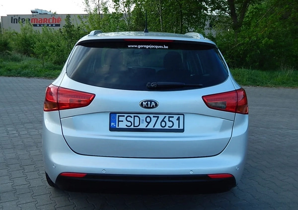 Kia Ceed cena 27000 przebieg: 191816, rok produkcji 2012 z Drezdenko małe 781